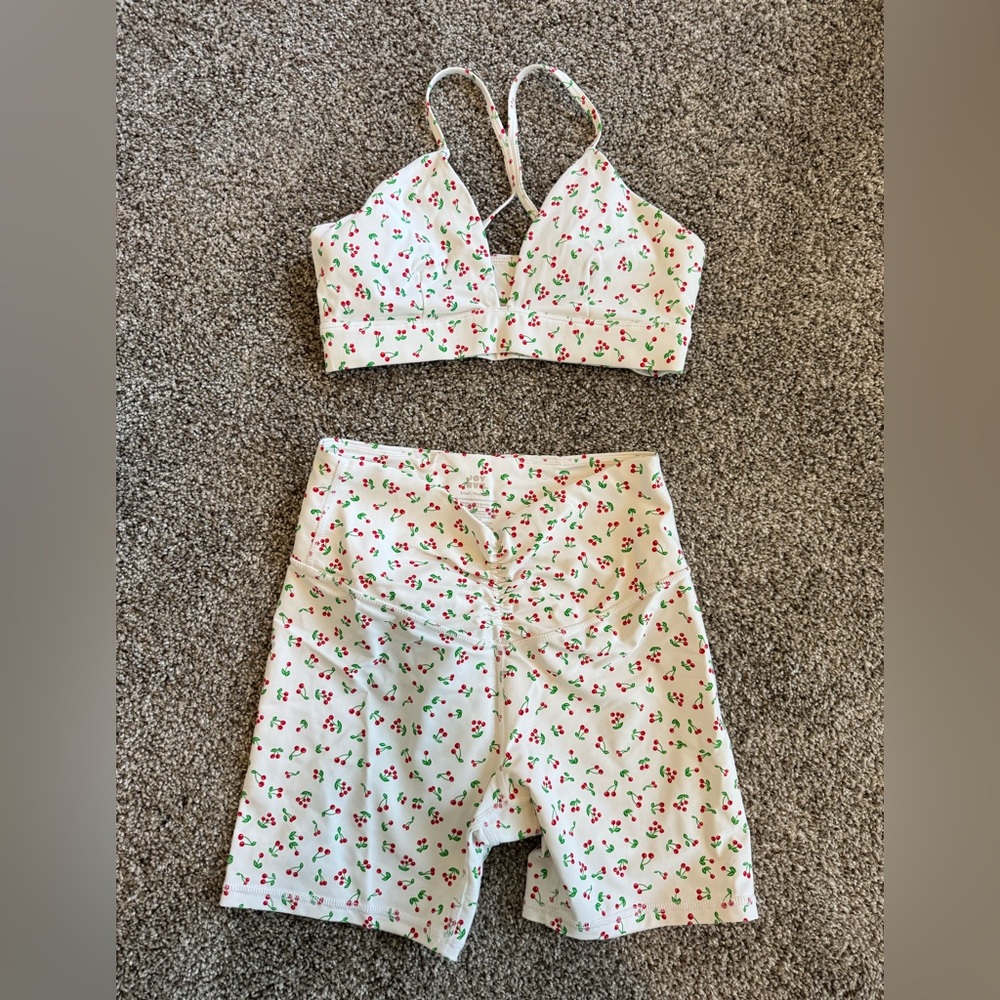 JoyLab Cherry sports bra and shorts small